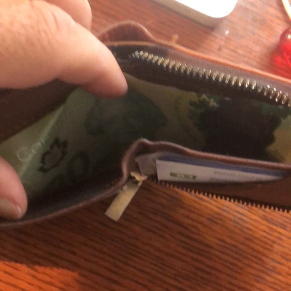 Leather wallet with snaps - Picture 3 of 3